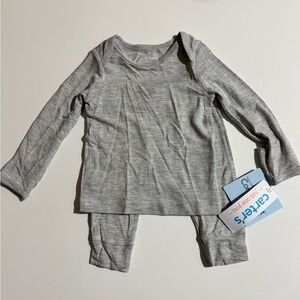 Lot of Carter's Baby clothes. 5 pieces